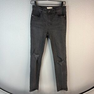 Madewell Gray Distressed 9" Mid-Rise Skinny